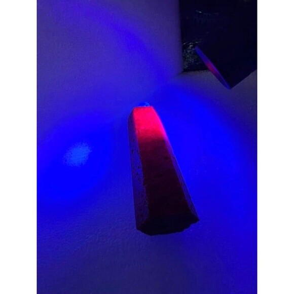 Genuine Ruby Point - Picture 8 of 9